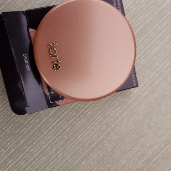 Tarte juicy blush coconut shade BNB - Picture 6 of 6